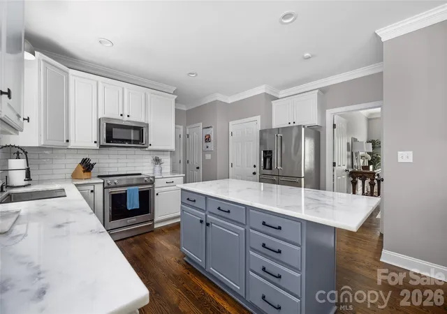 Photo 3 of Single family home for sale at 4034 Nicole Eileen Ln, Charlotte, NC 28216 | MLS# 4403119 | Listing updated on 2026-10-08