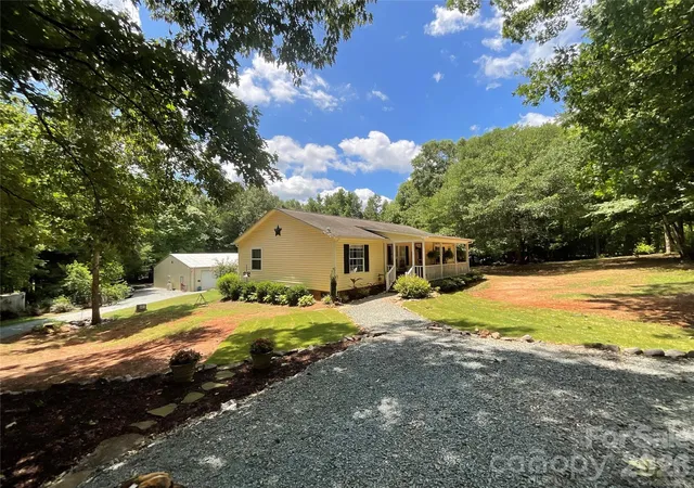 Photo 1 of Single family home for sale at 6334 Griffin Rd, Lancaster, SC 29720 | MLS# 4403121 | Listing updated on 2026-07-30