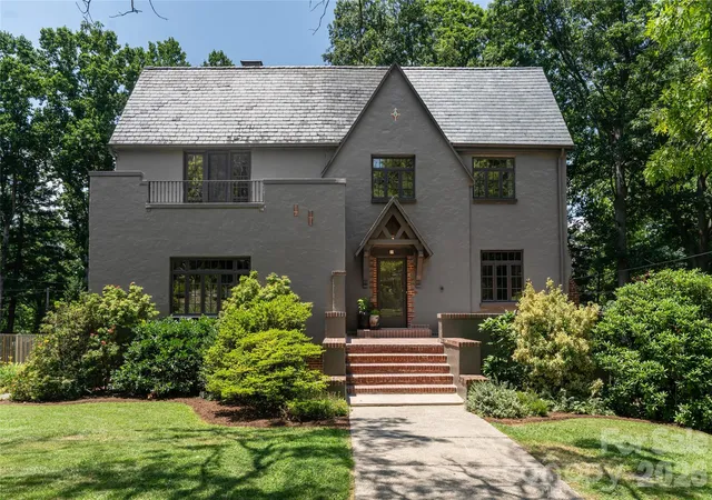 1st image of 21 Lynwood Rd, Asheville, NC 28804 | MLS# 4403141