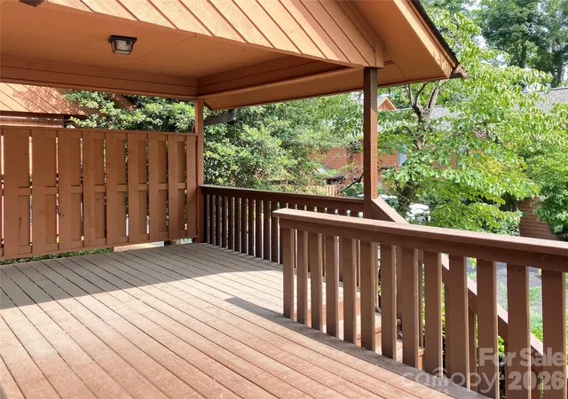 Listing Photo 4 - Condo for sale in building located at 25 Vlg Dr, Asheville, NC 28803