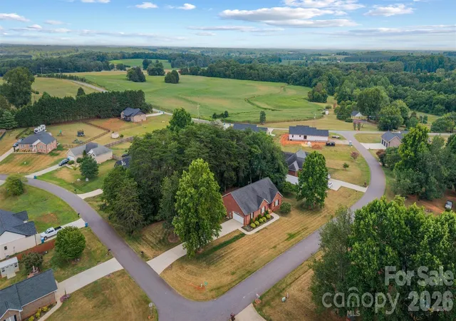 2nd image of 3656 Woodgreen Dr, Lincolnton, NC 28092 | MLS# 4403156