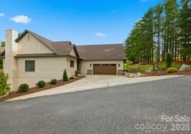 Photo 3 of Single family home for sale at 643 W Landing Dr, Jefferson, NC 28640 | MLS# 4403187 | Listing updated on 2026-09-03