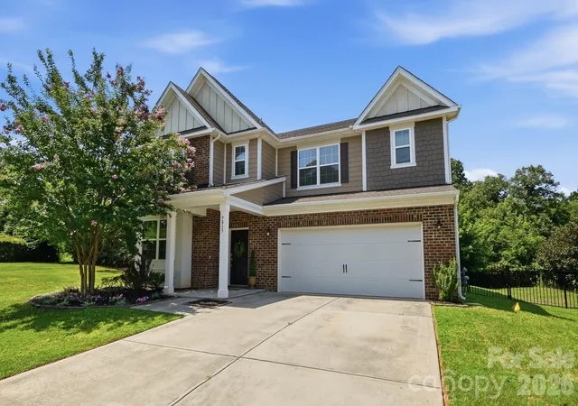 2nd image of 9815 Caledenia Dr, Huntersville, NC 28078 | MLS# 4403205