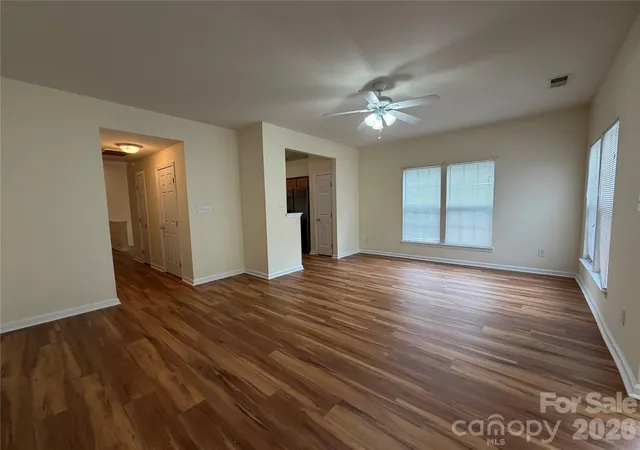 Photo 3 of Townhouse for sale at 4873 Prosperity Ridge Rd, Charlotte, NC 28269 | MLS# 4403215 | Listing updated on 2026-09-03