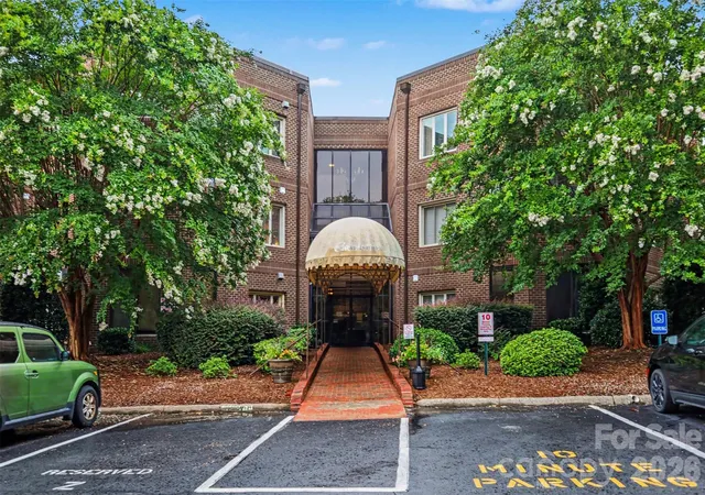 Condo for sale at 84 Lake Concord Rd NE #M, Concord, NC 28025 | MLS# 4403227