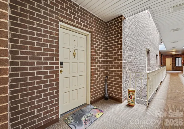 Listing Photo 4 - Condo for sale in building located at 84 Lake Concord Rd Ne, Concord, NC 28025 - Unit #M