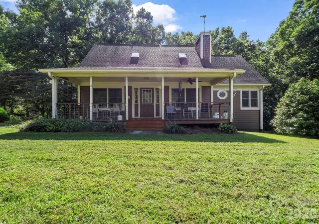 Photo 1 of Single family home for sale at 382 1st Broad Dr, Bostic, NC 28018 | MLS# 4403241 | Listing updated on 2026-08-04