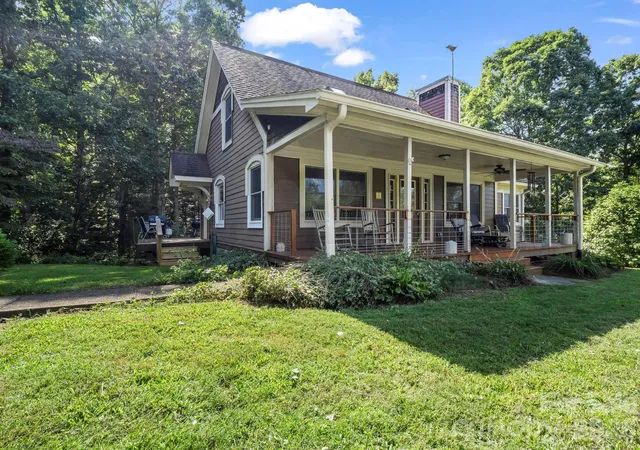 Photo 2 of Single family home for sale at 382 1st Broad Dr, Bostic, NC 28018 | MLS# 4403241 | Listing updated on 2026-08-04