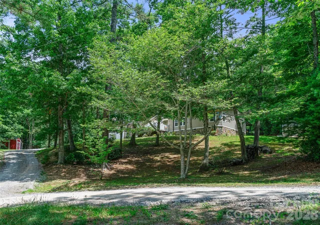 Homes for sale in Spruce Pine, NC | 201 Franklin Village Rd, Spruce Pine, NC 28777 | MLS# 4403269