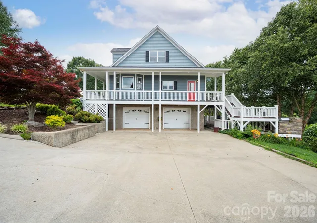Photo 3 of Single family home for sale at 93 Big Sky Dr, Leicester, NC 28748 | MLS# 4403278 | Listing updated on 2026-09-02