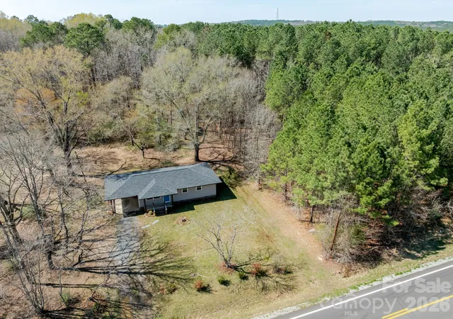 Homes for sale in Mount Gilead, NC | 5028 Nc 109 Hwy S, Mount Gilead, NC 27306 | MLS# 4403285