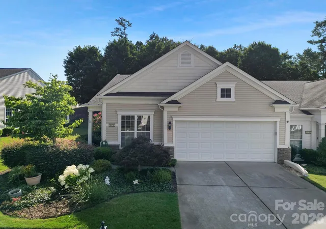 2nd image of 1028 Sweetleaf Dr, Fort Mill, SC 29707 | MLS# 4403290