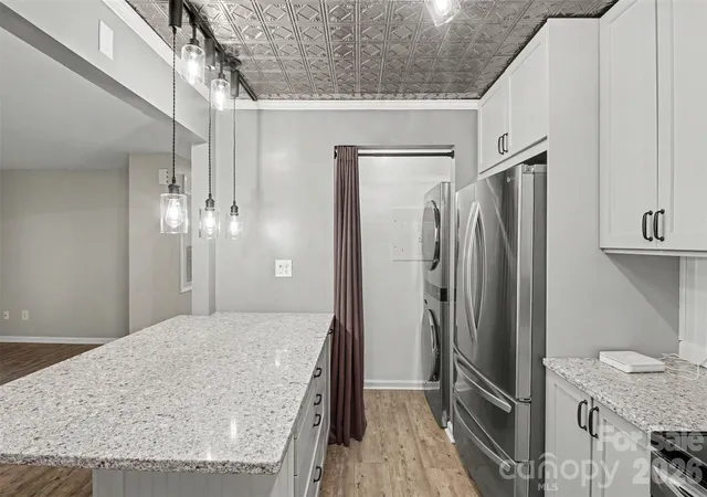 Photo 4 of Condo for sale at 1001 Churchill Downs Ct #E, Charlotte, NC 28211 | MLS# 4403297 | Listing updated on 2026-10-02