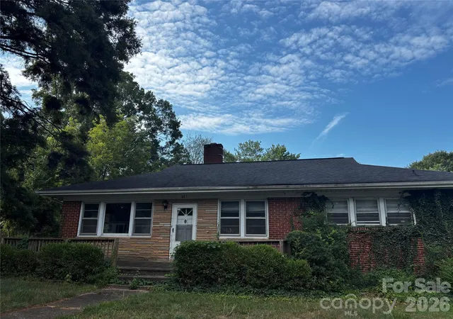 1st image of 907 Maple Ave, Salisbury, NC 28144 | MLS# 4403303