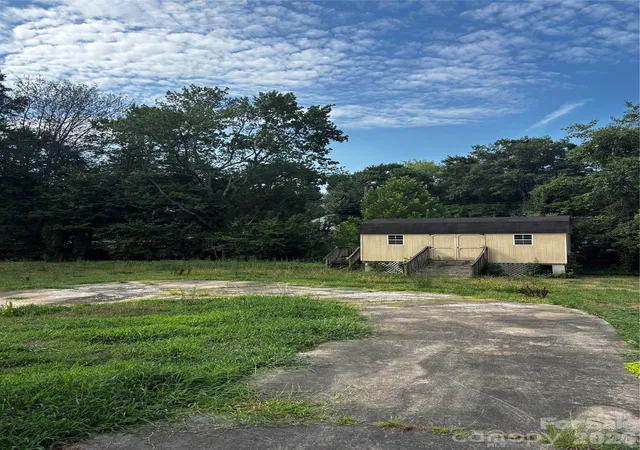 2nd image of 907 Maple Ave, Salisbury, NC 28144 | MLS# 4403303