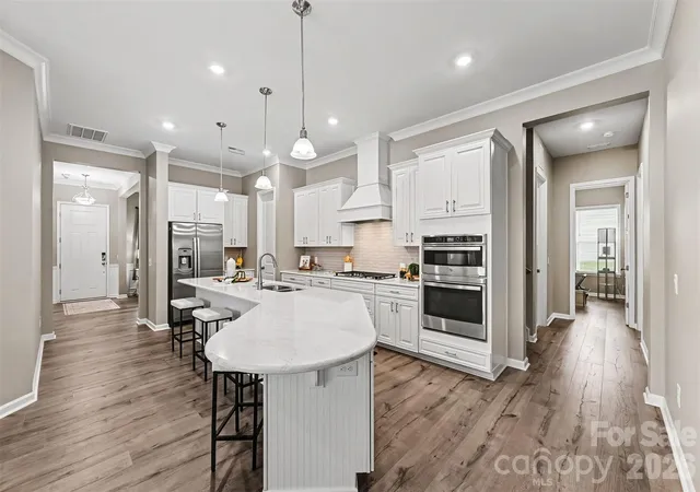 Photo 2 of Single family home for sale at 1015 Sugar Crk Rd, Fort Mill, SC 29707 | MLS# 4403336 | Listing updated on 2026-09-17