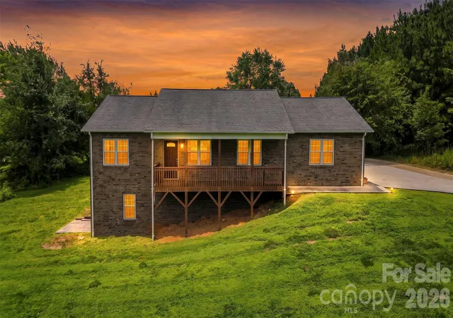 Photo 1 of Single family home for sale at 4683 Hickory Nut Ridge Rd, Granite Falls, NC 28630 | MLS# 4403338 | Listing updated on 2026-07-24