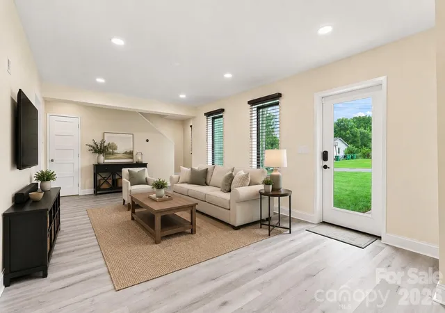 4th image of 108 W Lee Ave, Bessemer City, NC 28016 | MLS# 4403355