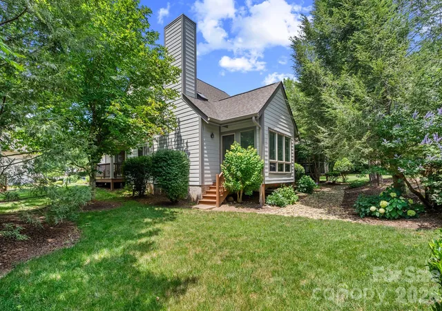 Photo 1 of Condo for sale at 62 Pinnacle Point, Asheville, NC 28805 | MLS# 4403361 | Listing updated on 2026-08-18