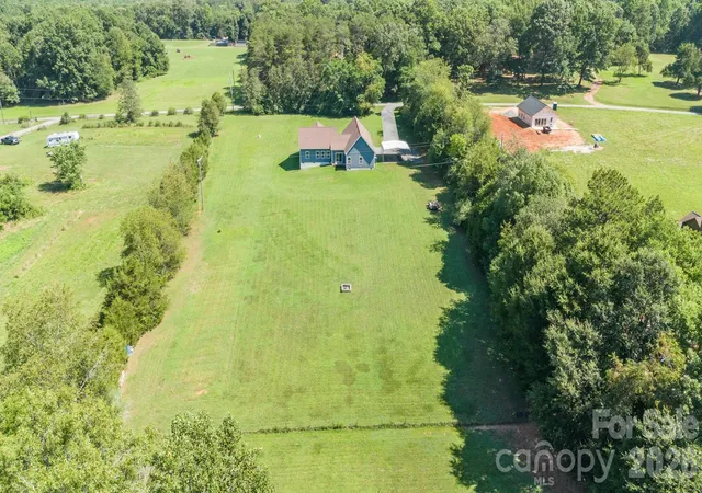 Photo 42 of Single family home for sale at 3154 NE 43rd Avenue, Hickory, NC 28601 | MLS# 4403362 | Listing updated on 2026-10-07