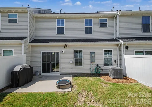 2nd image of 10434 Dalton Woods Ct Nw, Huntersville, NC 28078 | MLS# 4403366