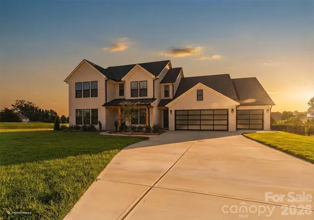 Photo 1 of Single family home for sale at 1065 Rolling Meadows Dr #08, Mooresville, NC 28115 | MLS# 4403382 | Listing updated on 2026-09-29