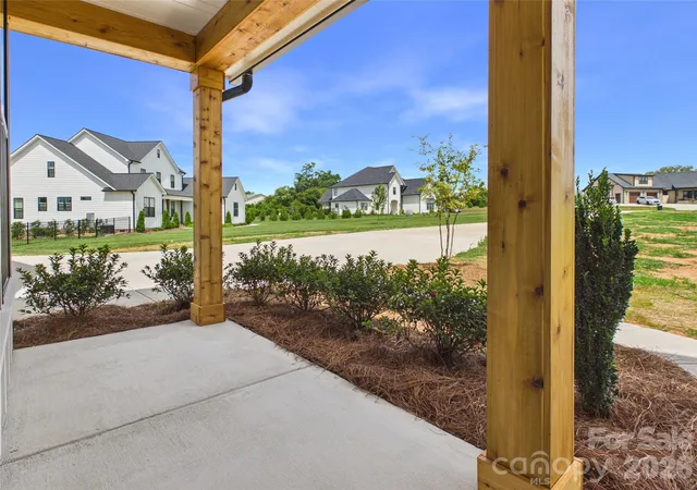 Photo 3 of Single family home for sale at 1065 Rolling Meadows Dr #08, Mooresville, NC 28115 | MLS# 4403382 | Listing updated on 2026-09-29