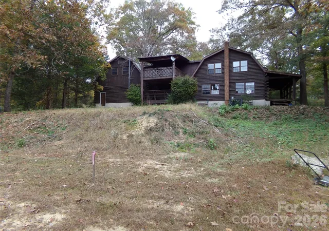 Photo 4 of Single family home for sale at 627 Bolick Rd, Fort Mill, SC 29707 | MLS# 4403407 | Listing updated on 2026-07-14