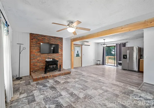 Homes for sale in Spruce Pine, NC | 115 Hollifield St, Spruce Pine, NC 28777 | MLS# 4403417
