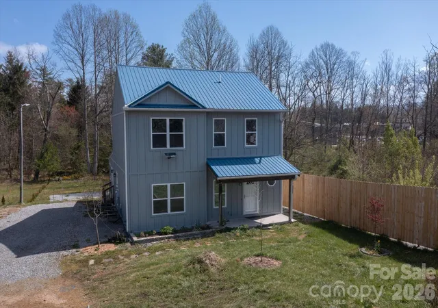Photo 40 of Single family home for sale at 84 Poplar St, Brevard, NC 28712 | MLS# 4403421 | Listing updated on 2026-07-26
