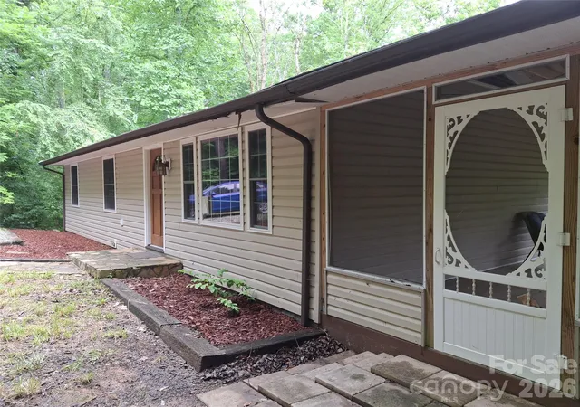 Photo 3 of Single family home for sale at 232 Tilson Dr, Mars Hill, NC 28754 | MLS# 4403424 | Listing updated on 2026-09-18