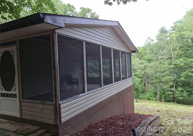 Photo 4 of Single family home for sale at 232 Tilson Dr, Mars Hill, NC 28754 | MLS# 4403424 | Listing updated on 2026-08-21