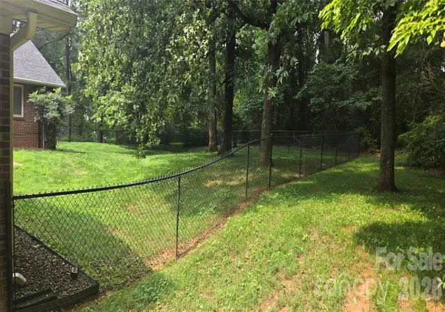 Photo 2 of Single family home for sale at 2593 Hickory Hwy, Statesville, NC 28677 | MLS# 4403429 | Listing updated on 2026-09-17