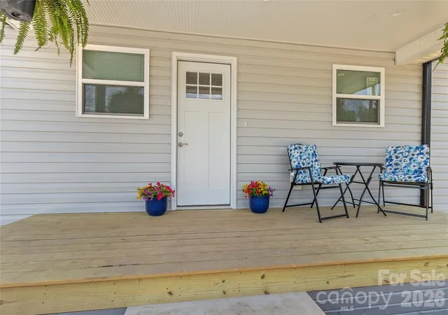 2nd image of 109 W Poplar St W, Stanley, NC 28164 | MLS# 4403459