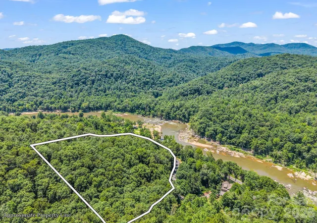 Homes for sale in Marshall, NC | 3670 French Broad Pkwy, Marshall, NC 28753 | MLS# 4403472