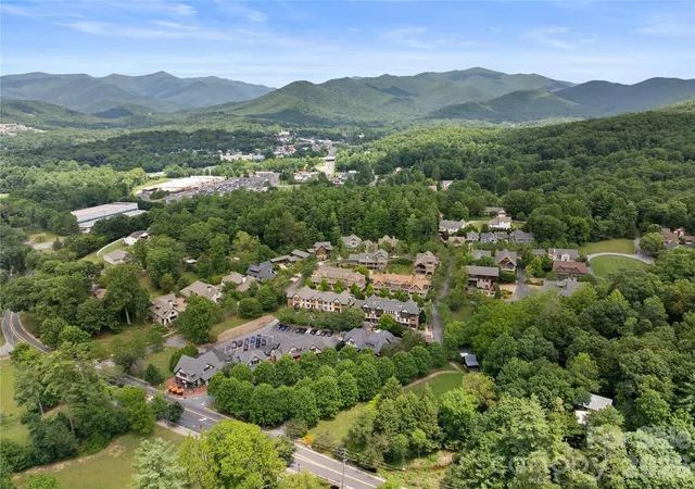 33rd image of 38 Cheshire Dr, Black Mountain, NC 28711 | MLS# 4403485