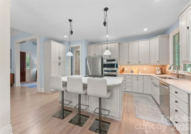 4th image of 38 Cheshire Dr, Black Mountain, NC 28711 | MLS# 4403485
