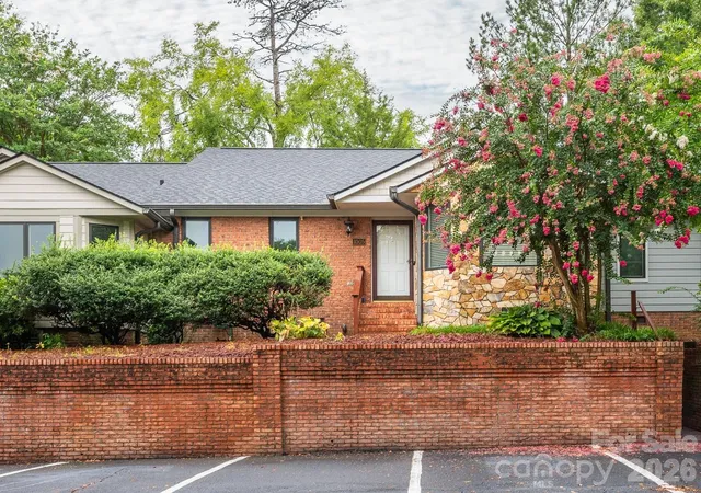 Photo 1 of Sale Pending at 1005 Kenilworth Ct Nw, Concord, NC 28027 | MLS# 4403489 | Listing updated on 2026-09-19