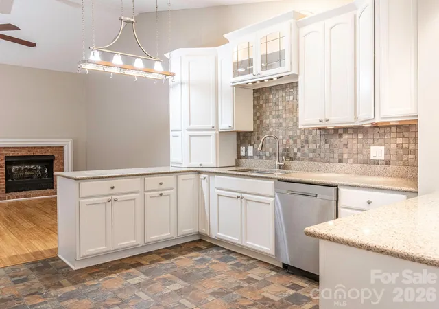 Photo 3 of Sale Pending at 1005 Kenilworth Ct Nw, Concord, NC 28027 | MLS# 4403489 | Listing updated on 2026-09-19
