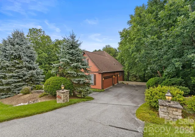 4th image of 100 Crestgrove Dr, Flat Rock, NC 28731 | MLS# 4403519