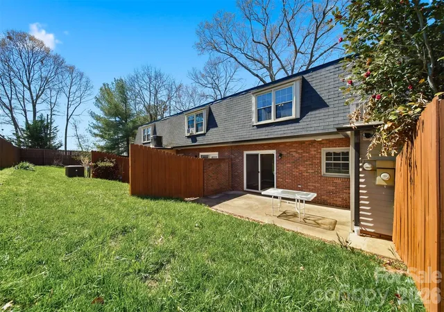 3rd image of 414 7Th St Ne, Hickory, NC 28601 | MLS# 4403533