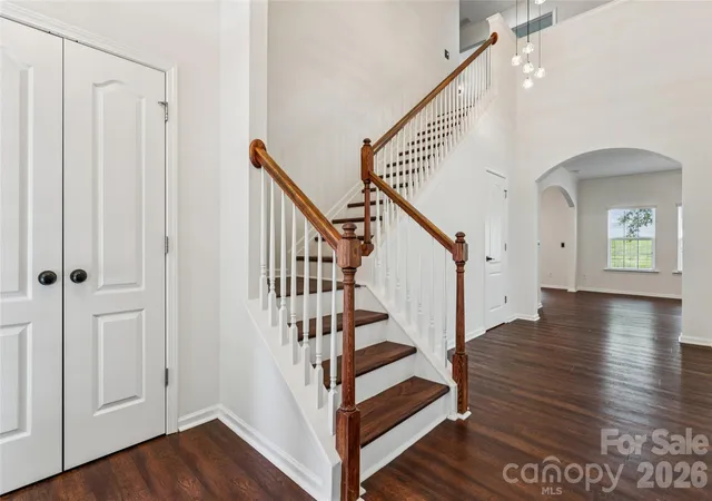 Photo 3 of Sale Pending at 14007 Highland Meadow Rd, Charlotte, NC 28273 | MLS# 4403552 | Listing updated on 2026-08-24