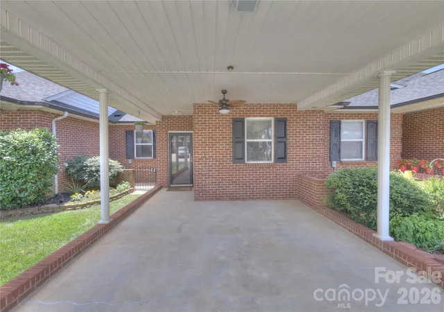 1st image of 3927 Jasmine Ln, Denver, NC 28037 | MLS# 4403567