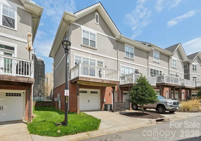 30th image of 827 4th St W, Charlotte, NC 28202 | MLS# 4403569