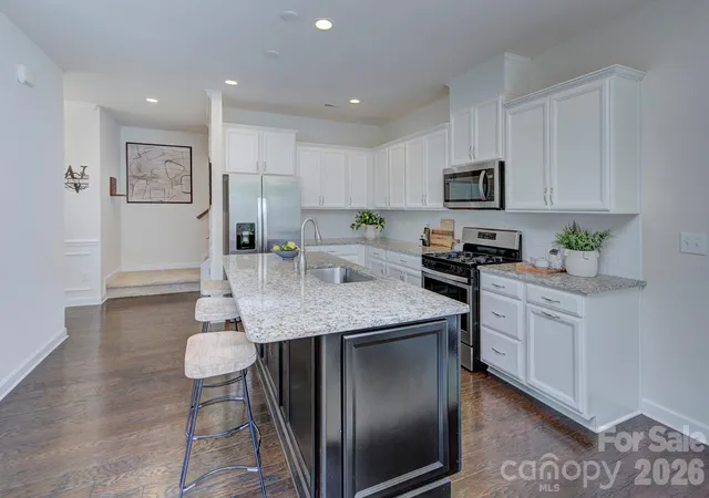 5th image of 9257 Glenburn Ln, Charlotte, NC 28278 | MLS# 4403571