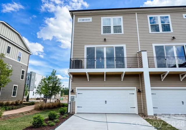 2nd image of 4105 Westbound Dr, Charlotte, NC 28278 | MLS# 4403574