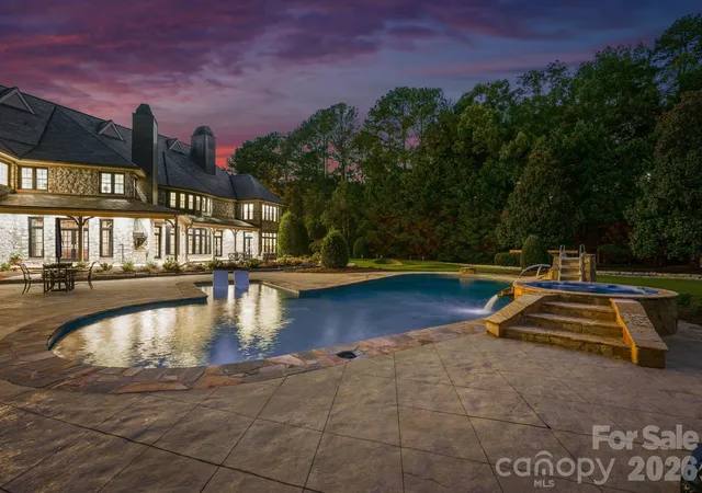 Photo 4 of Single family home for sale at 525 Lake Lynn Rd, Concord, NC 28025 | MLS# 4403591 | Listing updated on 2026-08-18