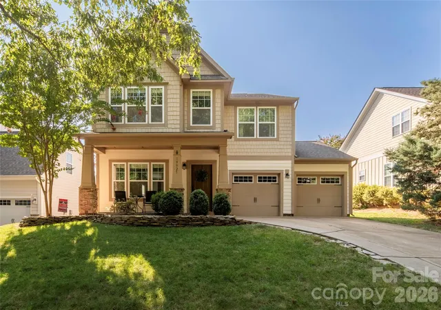 1st image of 19925 Wooden Tee Dr, Davidson, NC 28036 | MLS# 4403616