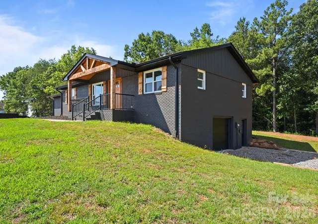 2nd image of 1411 W V Thompson Rd, Rutherfordton, NC 28139 | MLS# 4403623