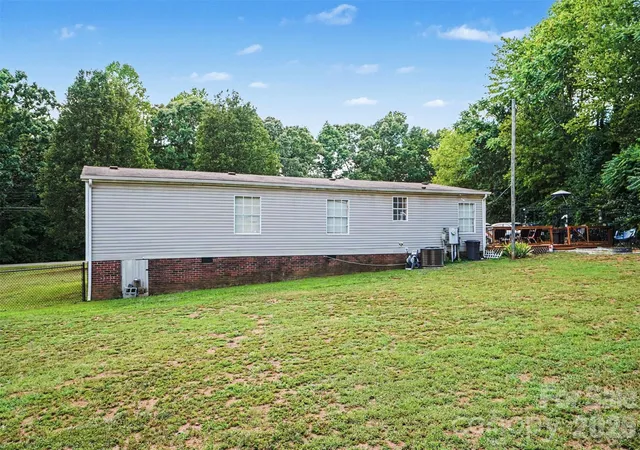 Photo 15 of Single family home for sale at 216 Westlee St, Shelby, NC 28150 | MLS# 4403624 | Listing updated on 2026-09-03